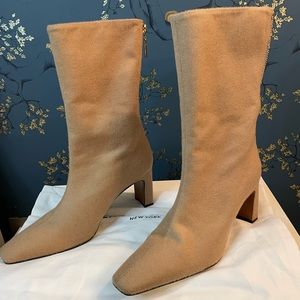 Stunning Lafayette 148 Camel Flannel zip boots NWT! Size 39.